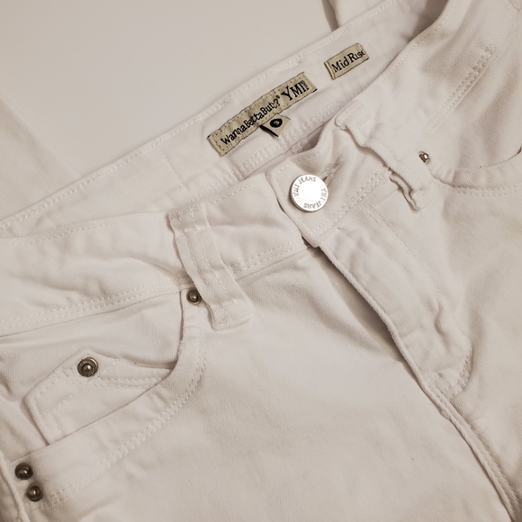 YMI Distressed White Skinny Jeans - Picture 6 of 6